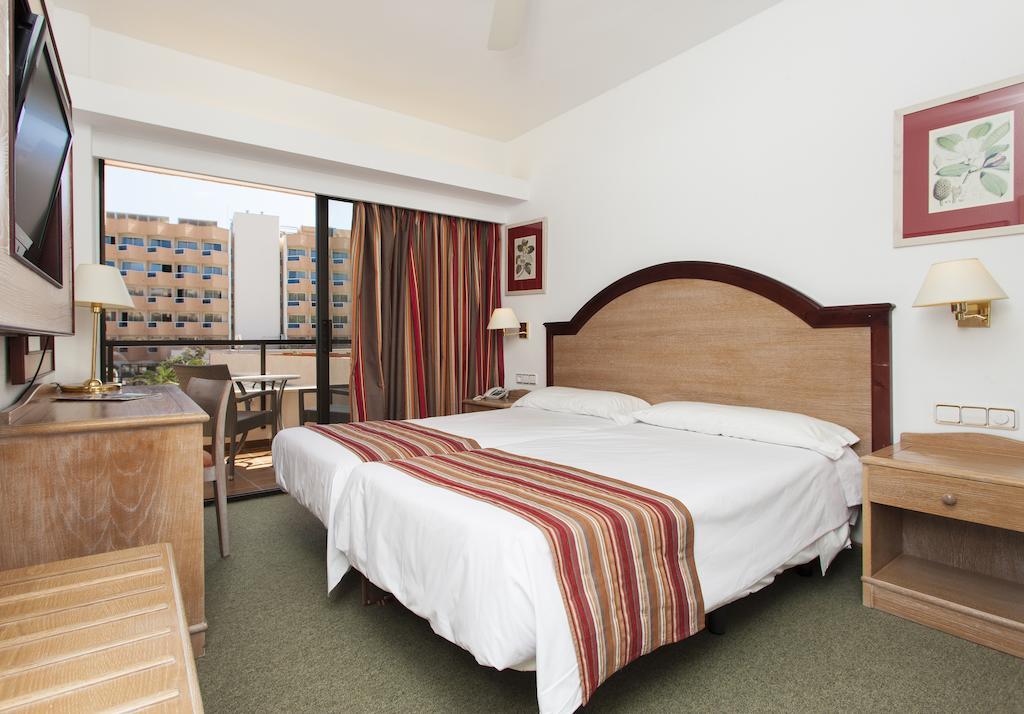 Hotel Sumba Кала Милор Стая снимка